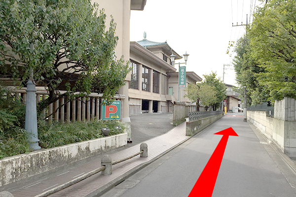 ②